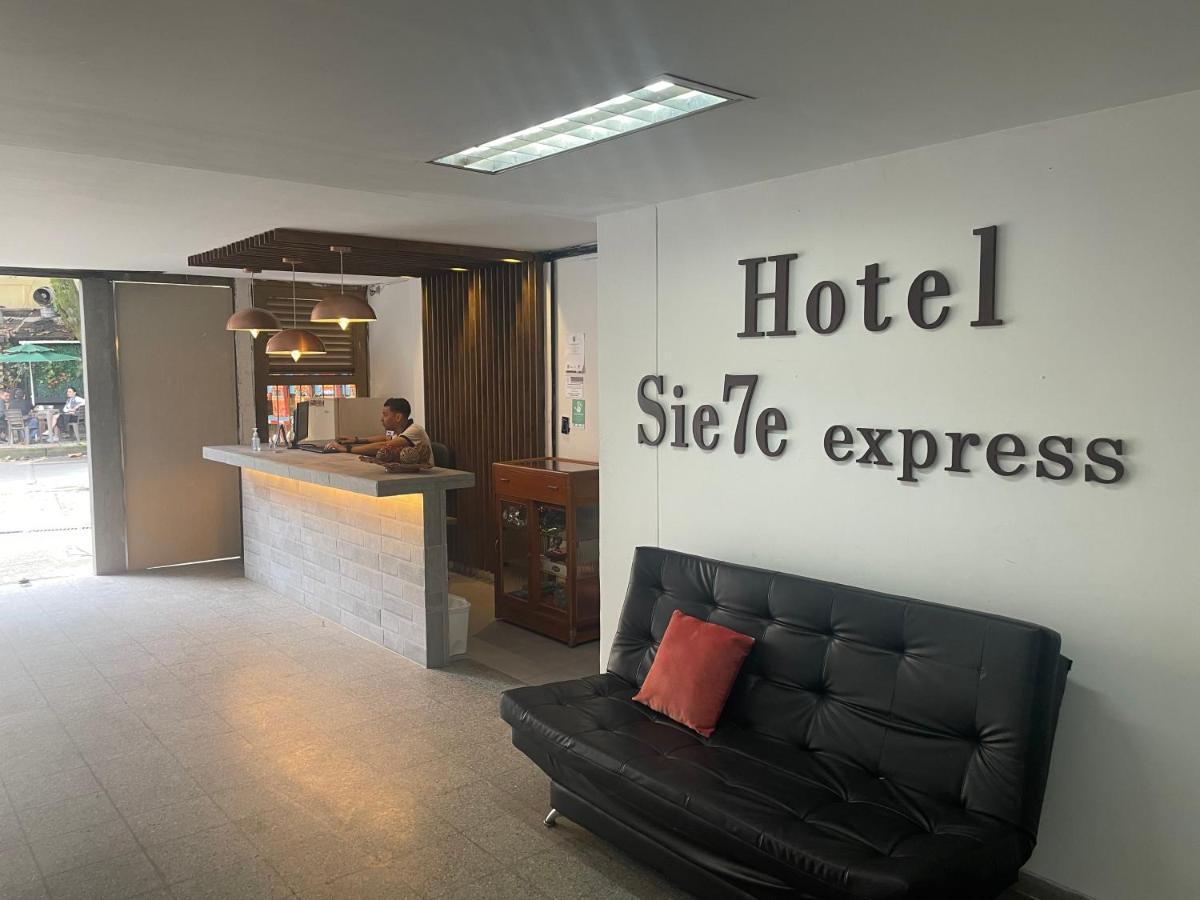 Hotel Sie7E Express Medellin Exterior photo